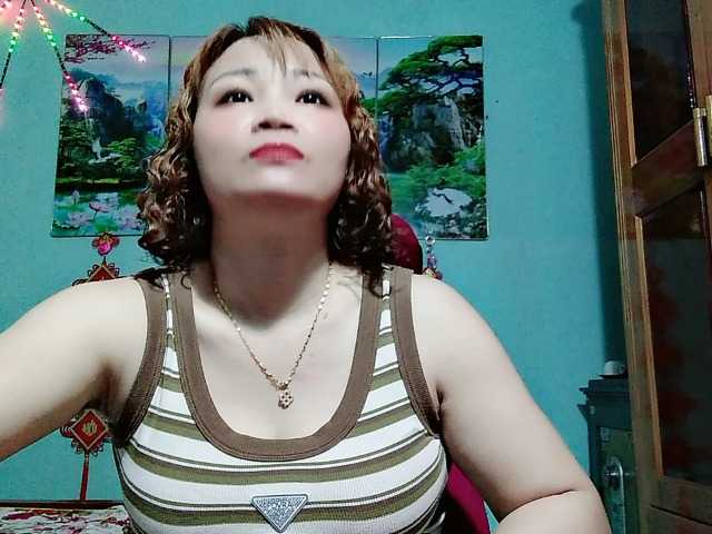 Linhanhsex2k live cam preview