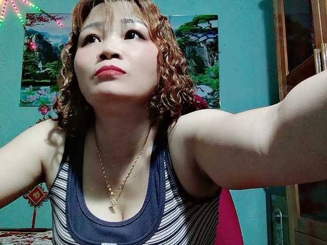 Linhanhsex2k live cam on BongaCams