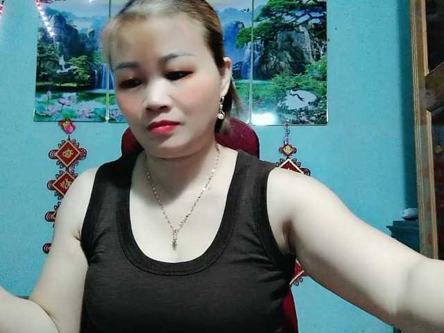 Linhanhsex2k live cam on BongaCams