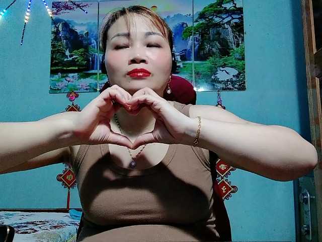 Linhanhsex2k live cam on UnifiedCams