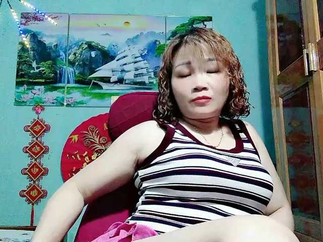 Linhanhsex2k live cam on BongaCams