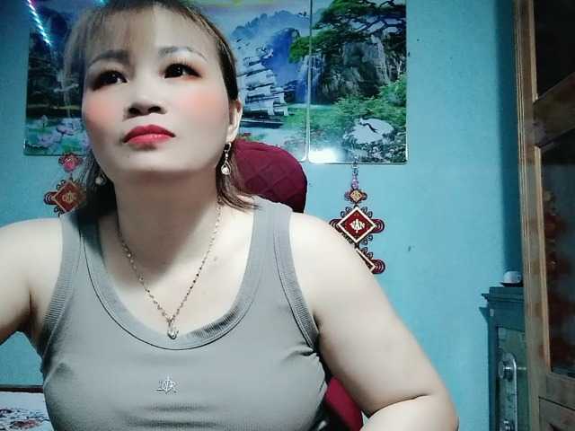 Linhanhsex2k live cam on BongaCams