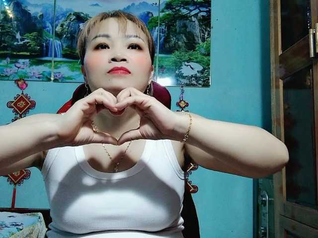 Linhanhsex2k live cam on BongaCams
