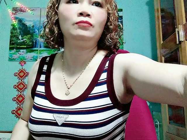 Linhanhsex2k live cam on BongaCams
