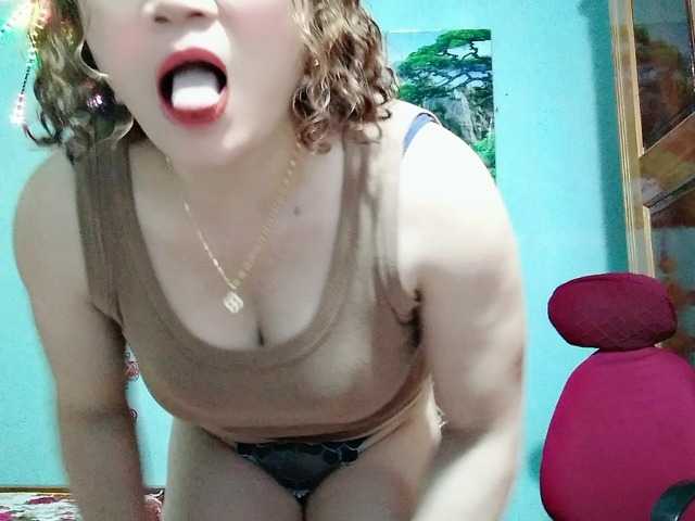 Linhanhsex2k live cam preview