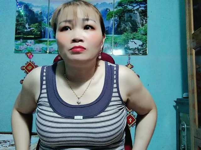 Linhanhsex2k live cam on BongaCams