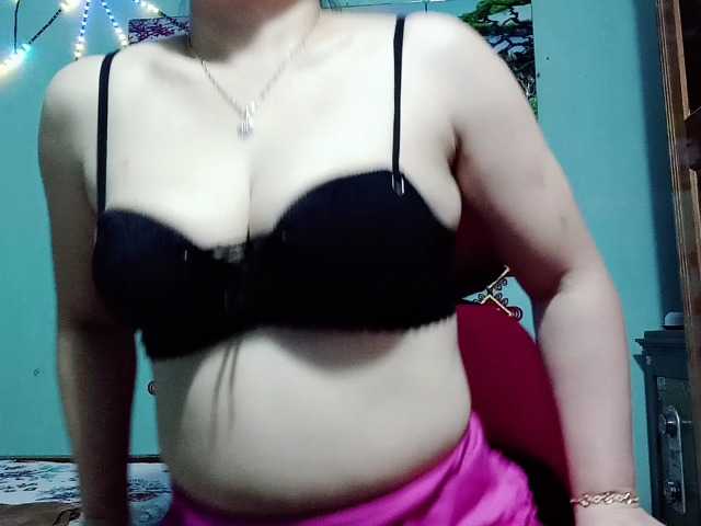 Linhanhsex2k live cam on UnifiedCams