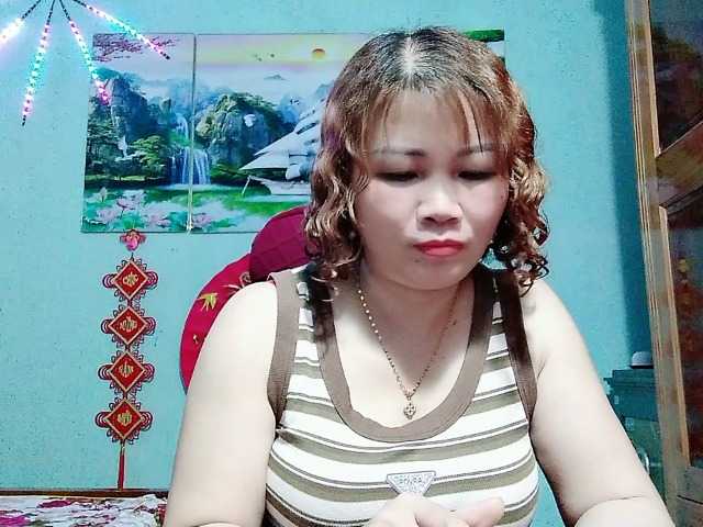 Linhanhsex2k — live female cam