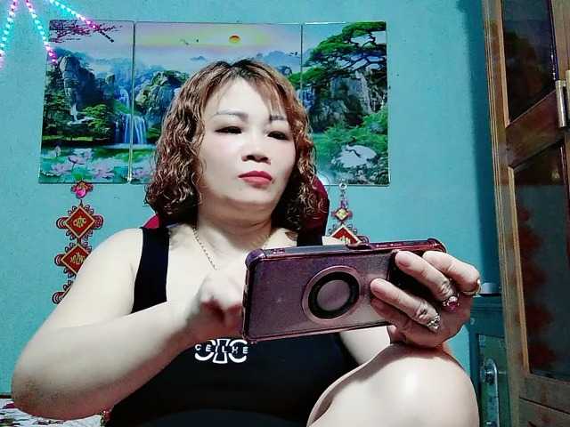 Linhanhsex2k live cam preview