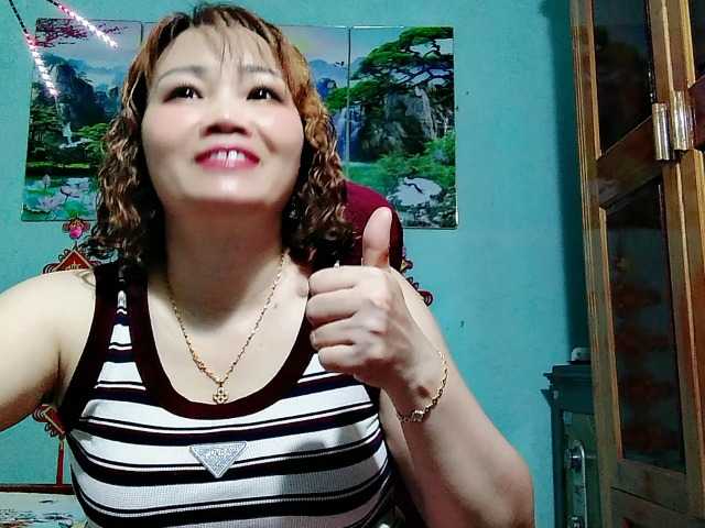 Linhanhsex2k live cam preview