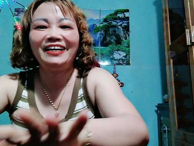 Linhanhsex2k live cam on BongaCams