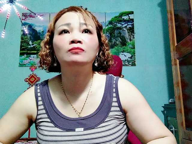 Linhanhsex2k live webcam show