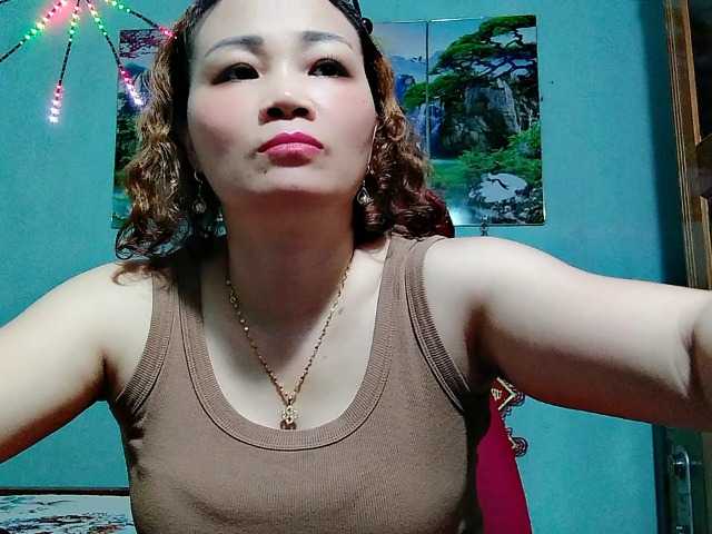 Linhanhsex2k live cam on BongaCams