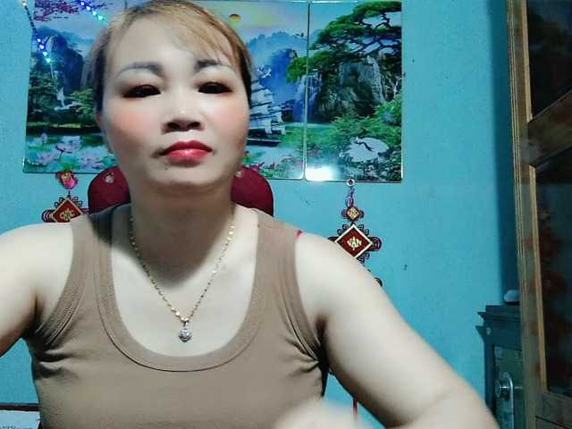 le modèle Linhanhsex2k est en webcam porno dans un show sur le site bongacams, il possède les tags suivants: Asian,Brunette,Hairy