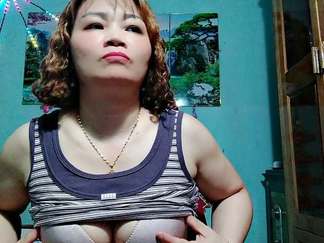 Linhanhsex2k live cam on BongaCams