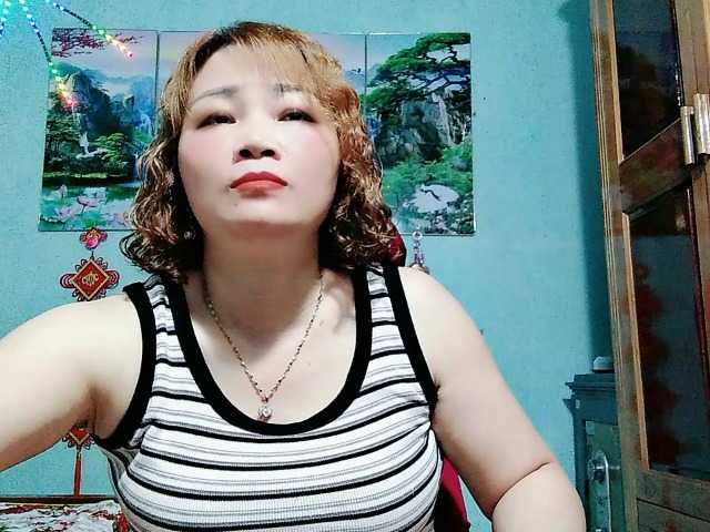 Linhanhsex2k live cam on BongaCams