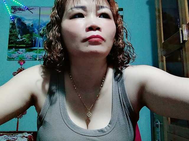Linhanhsex2k live cam on BongaCams