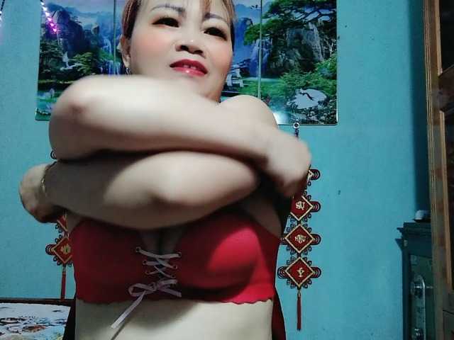 Linhanhsex2k live cam on BongaCams