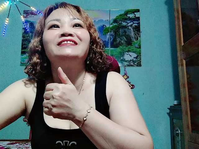 Linhanhsex2k live cam on BongaCams