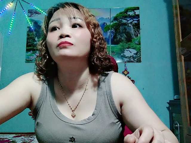 Linhanhsex2k live cam on BongaCams