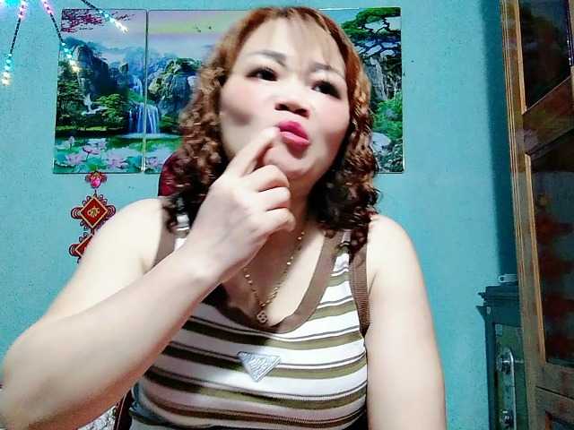 Linhanhsex2k live cam on BongaCams