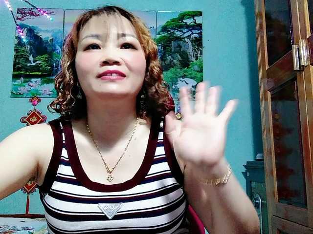 Linhanhsex2k live cam on BongaCams