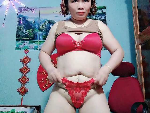 Linhanhsex2k live cam on BongaCams