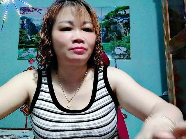 Linhanhsex2k live cam on BongaCams