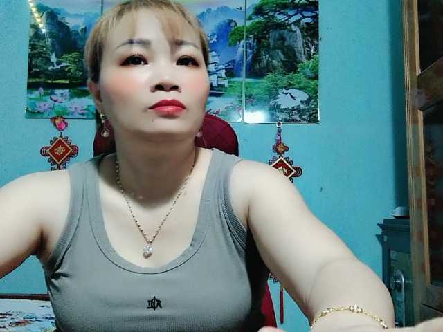 Linhanhsex2k live cam on BongaCams