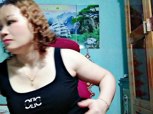 Linhanhsex2k live cam on BongaCams