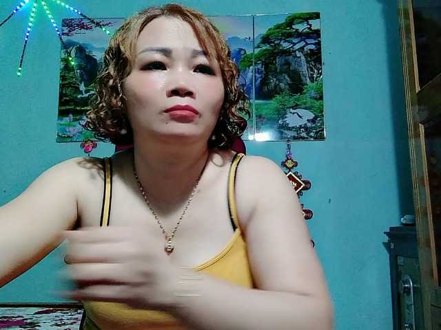 Linhanhsex2k live cam on BongaCams