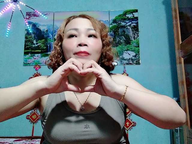 Linhanhsex2k live cam on BongaCams