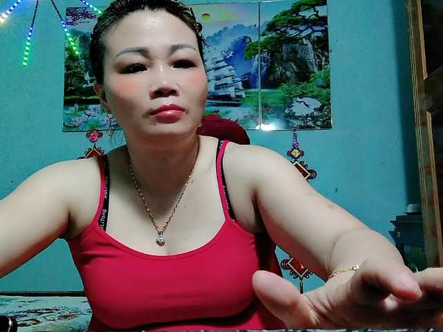 Linhanhsex2k live cam on BongaCams