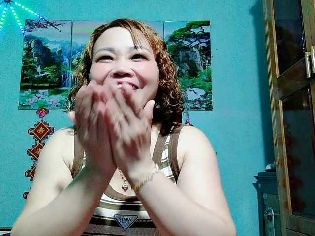Linhanhsex2k live webcam show