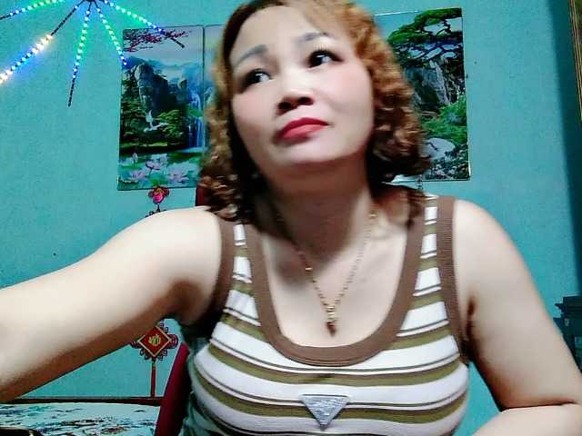 Linhanhsex2k live cam on BongaCams