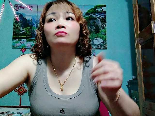 Linhanhsex2k live cam on BongaCams