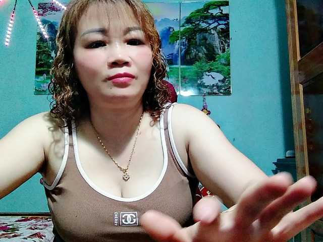 Linhanhsex2k live cam on BongaCams