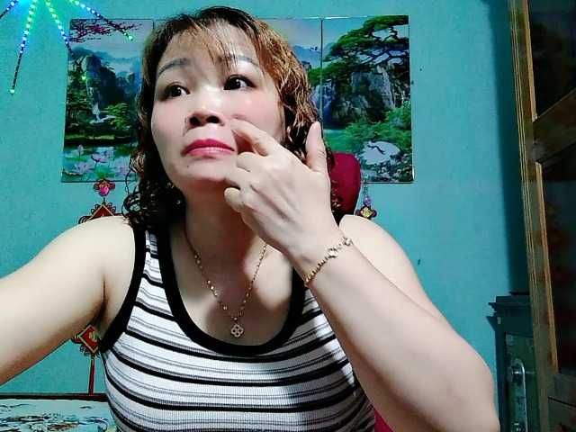 Linhanhsex2k live cam on BongaCams