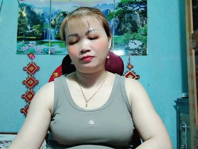 Linhanhsex2k live cam on BongaCams
