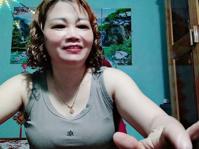 Linhanhsex2k live cam on BongaCams