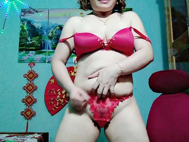 Linhanhsex2k live cam preview