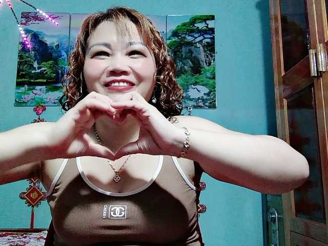 Linhanhsex2k live cam on BongaCams