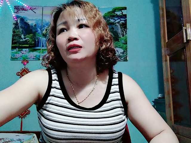 Linhanhsex2k live cam on BongaCams