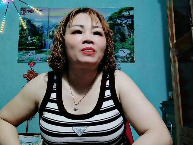Linhanhsex2k live cam on BongaCams