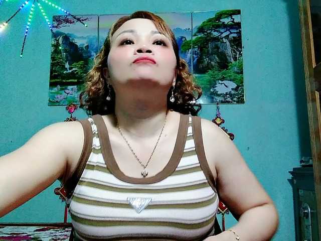 Linhanhsex2k live webcam show