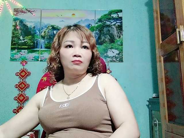 Linhanhsex2k live cam on BongaCams