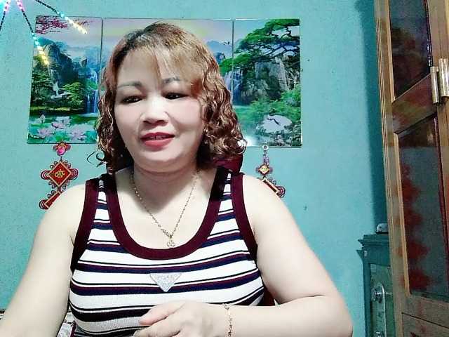 Linhanhsex2k live cam on BongaCams
