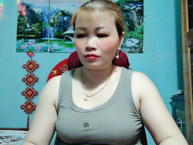 Linhanhsex2k live cam on BongaCams