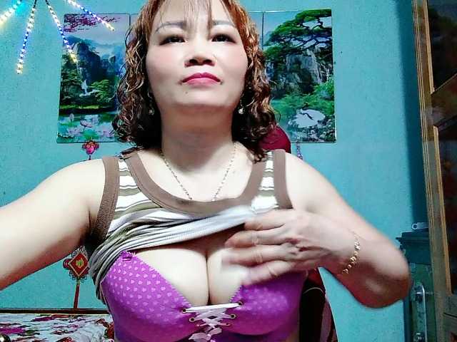 Linhanhsex2k live cam on BongaCams