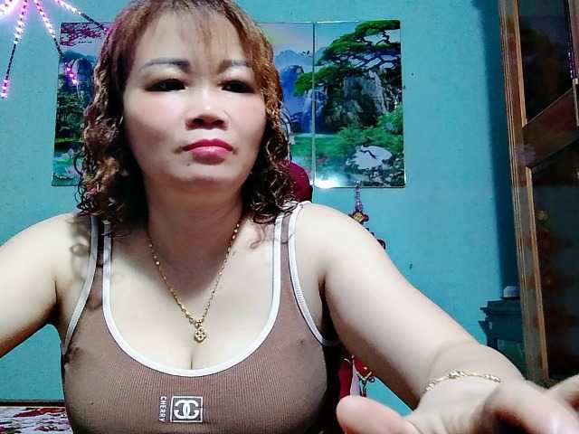 Linhanhsex2k live cam on BongaCams